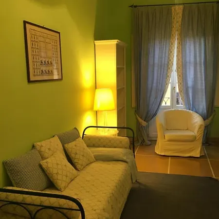 Maison Comtesse Bed & Breakfast *